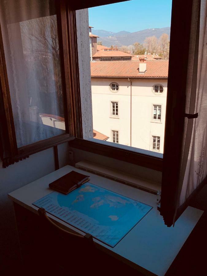 Casa Dai Toni Cortesi Lägenhet Bergamo Exteriör bild
